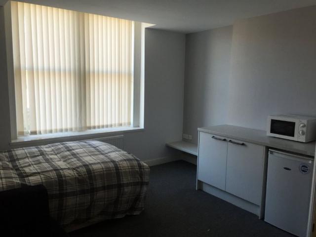 1 bed Studio To Let