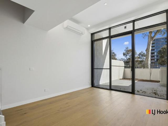 1 Bed + Study at New Vermillion Complex