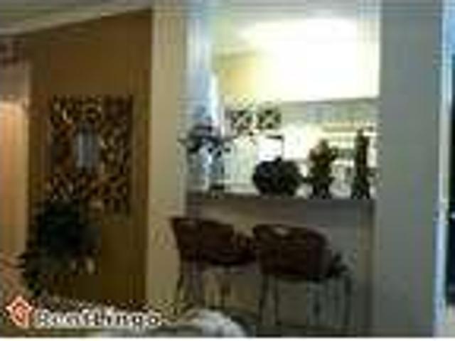 1 bedroom 198 East Albany Street