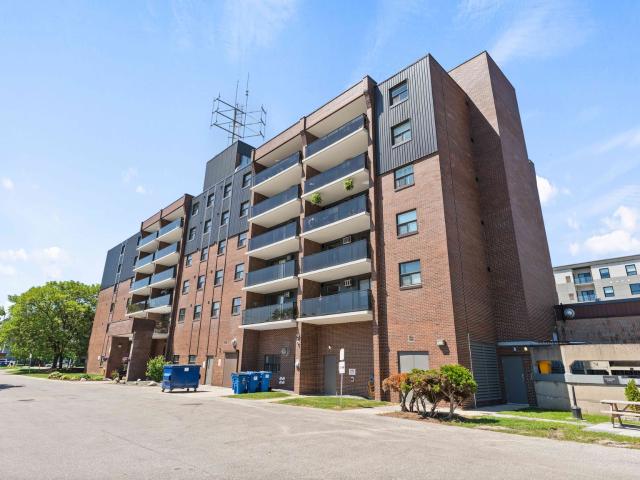 1 Bedroom, 1 Bath B