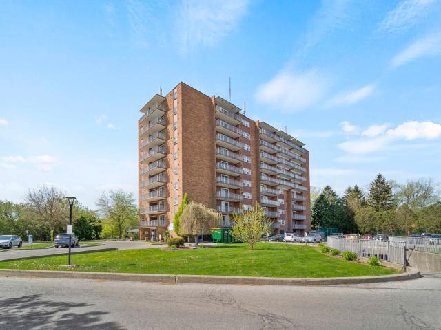 1 Bedroom, 1 Bath B