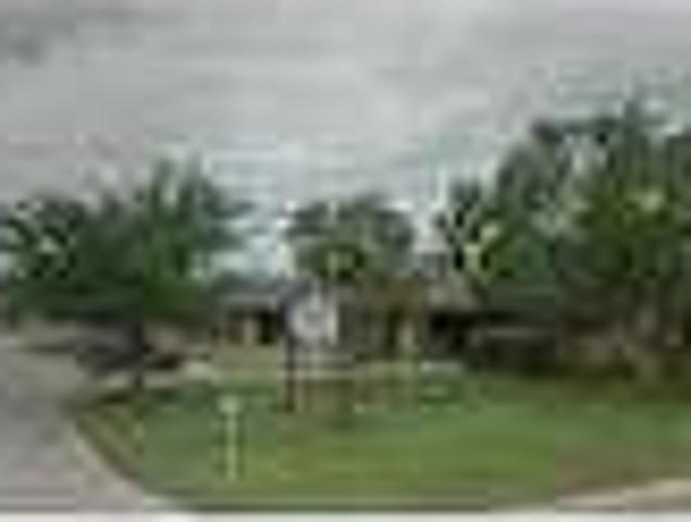 1 Bedroom 1 Bath In Hebbronville Texas 78361