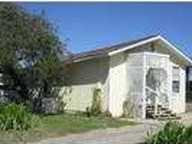 1 Bedroom 1 Bath In Rockport Texas 78382
