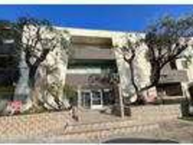 1 Bedroom 1 Bath In Tarzana CA 91335