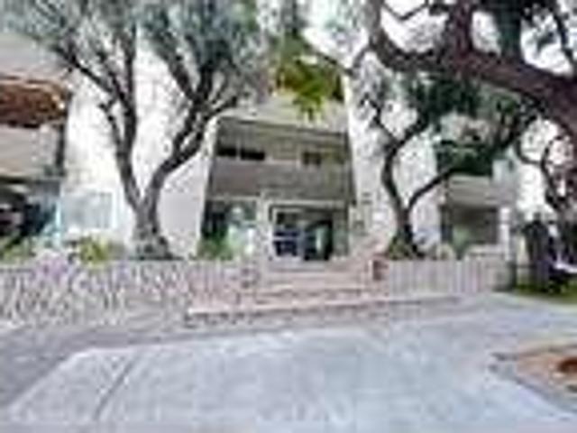 1 Bedroom 1 Bath In Tarzana CA 91335