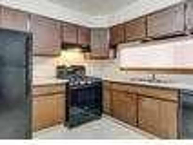 1 Bedroom 1 Bath In Waukegan IL 60085