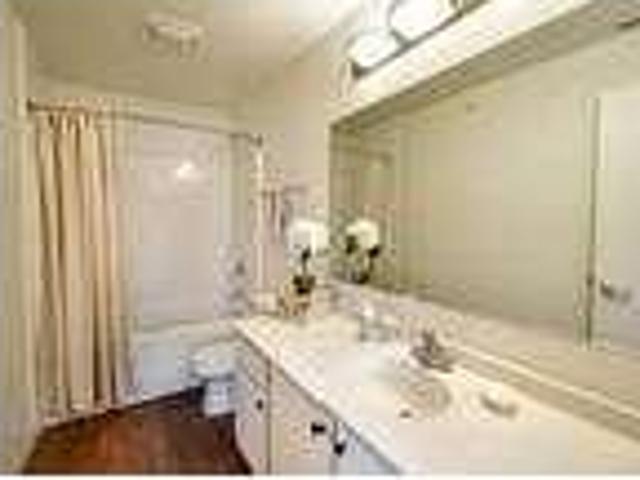 1 Bedroom 1 Bath In Waukegan IL 60087