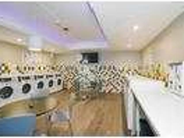 1 Bedroom 1 Bath In Woodridge IL 60517