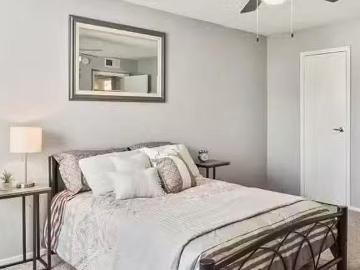 1 Bedroom 1 Bathroom