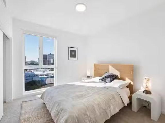 1 Bedroom 1 Bathroom