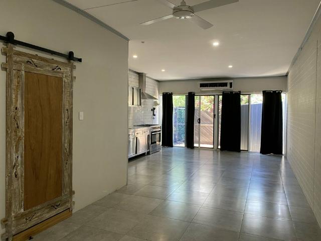 1 BEDROOM, 1 BATHROOM UNIT IN OLD EASTSIDE WITH MODERN FIT OUT