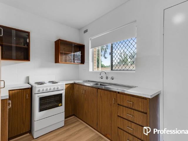 1 Bedroom 1 Bathroom Apartment in Stirling!