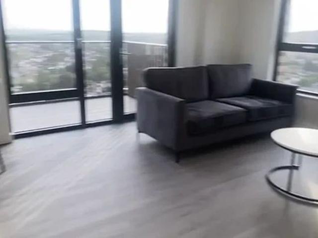 1 Bedroom 1 Bathroom Flat143
