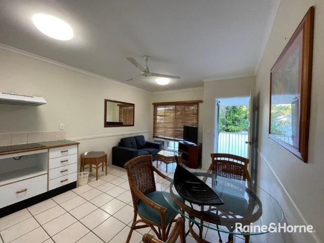 1 BEDROOM: 1 BATHROOM: FULLY FURNISHED: RESORT SYTLE LIVING