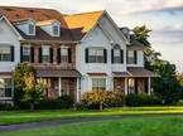 1 Bedroom 2 Bathroom $2325 Per Month