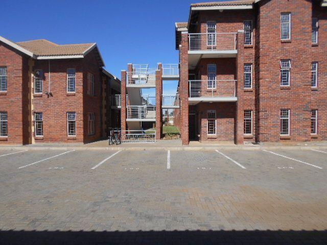 1 Bedroom, 2 Bedroom & Bachelors Flats to rent in Bloemfontein Code 122
