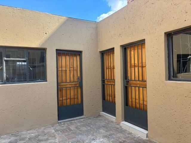 1 Bedroom cottage to rent in Bellevue, Johannesburg