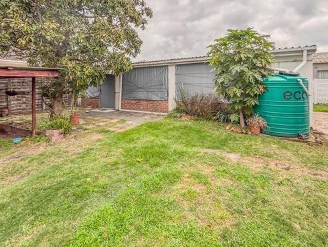 1 Bedroom cottage to rent in Berea, East London