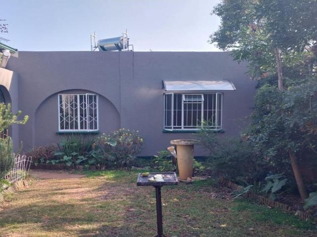 1 Bedroom cottage to rent in Greymont, Johannesburg