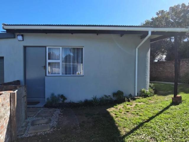 1 Bedroom cottage to rent in Linton Grange, Port Elizabeth