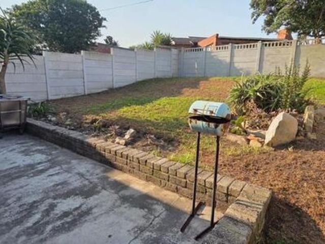 1 Bedroom cottage to rent in Rowallan Park, Gqeberha