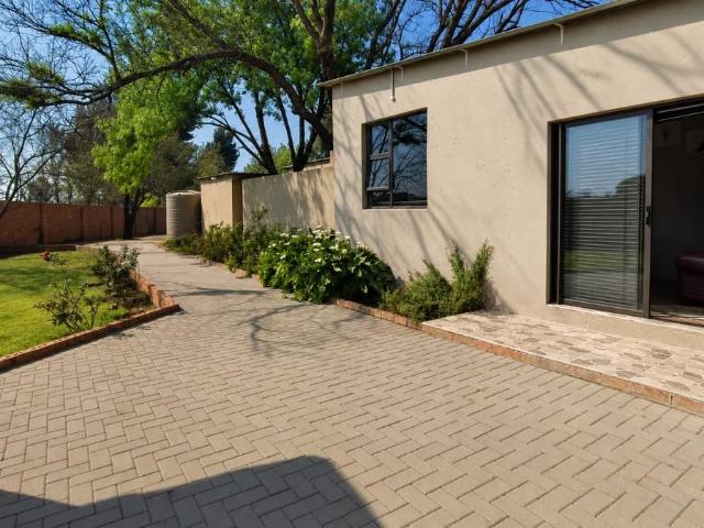 1 Bedroom cottage to rent in Spitskop Sh, Bloemfontein