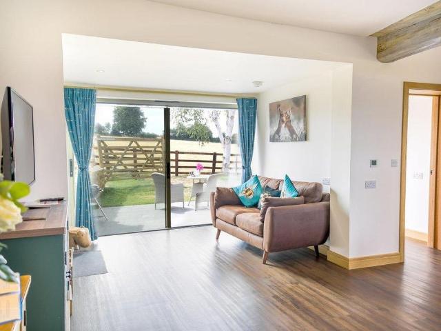 1 bedroom cottage to rent