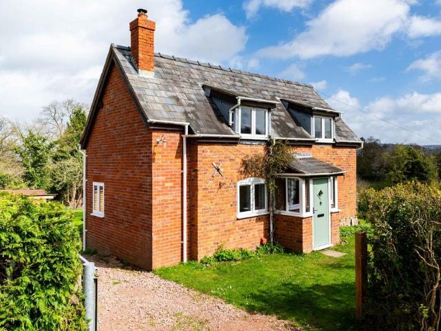 1 bedroom cottage to rent