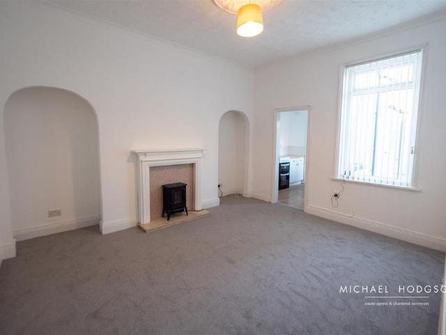 1 bedroom cottage to rent