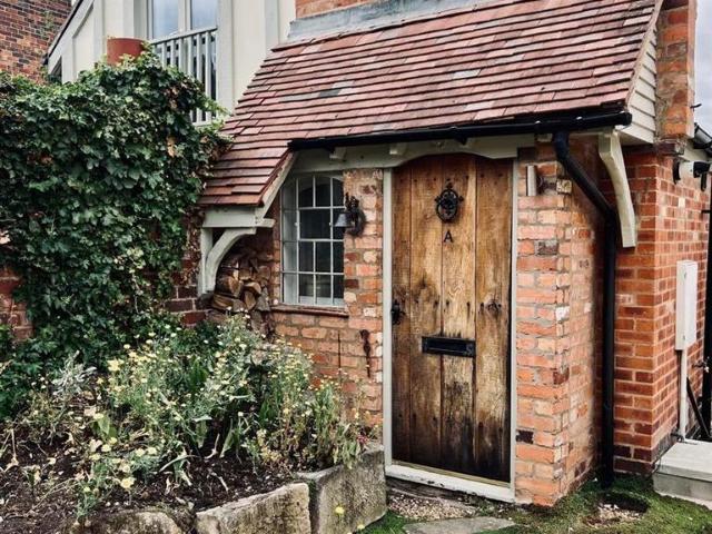 1 bedroom cottage to rent