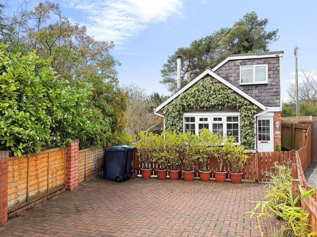 1 bedroom cottage to rent