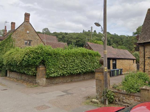 1 bedroom cottage to rent