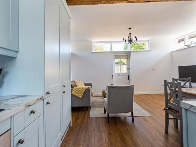 1 bedroom cottage to rent