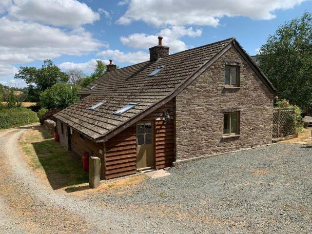 1 bedroom cottage to rent