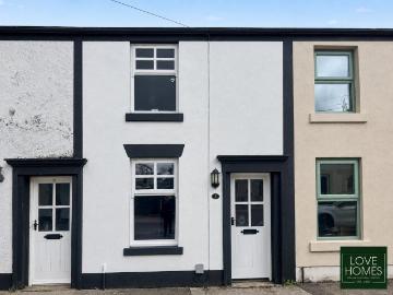 1 bedroom cottage for sale