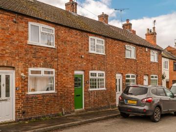1 bedroom terraced house for sale