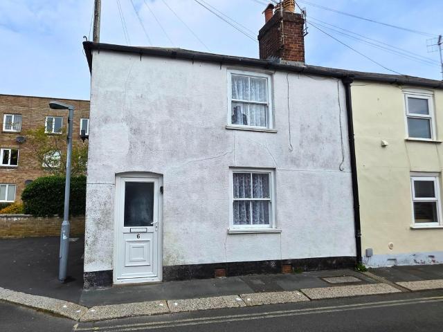 1 bedroom cottage for sale