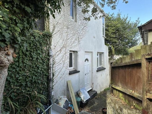 1 bedroom cottage for sale