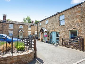 1 bedroom cottage for sale
