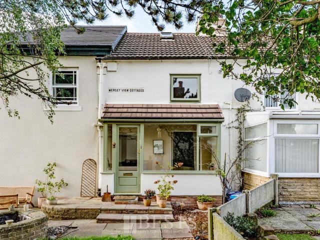 1 bedroom cottage for sale