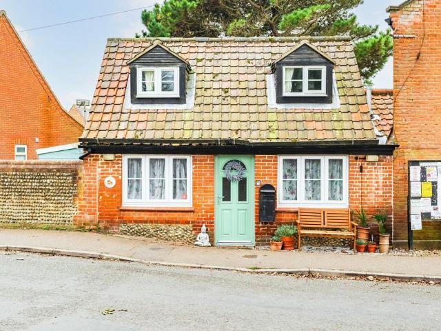 1 bedroom cottage for sale