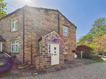 House for sale in Cross Roads Keighley - Equipped kitchen