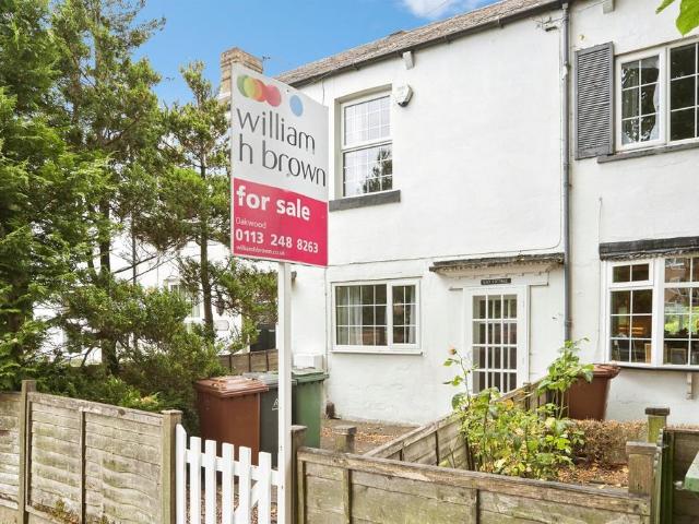 1 bedroom cottage for sale