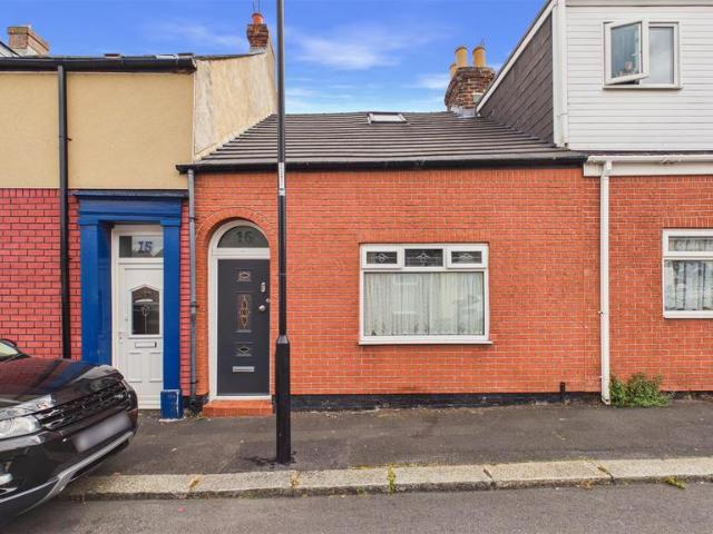 1 bedroom cottage for sale