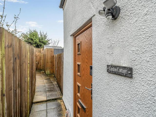 1 bedroom cottage for sale