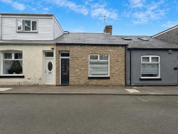 1 bedroom cottage for sale