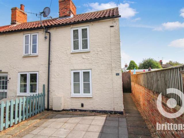 1 bedroom cottage for sale