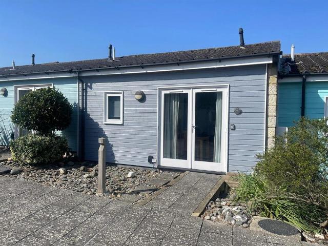 1 bedroom cottage for sale