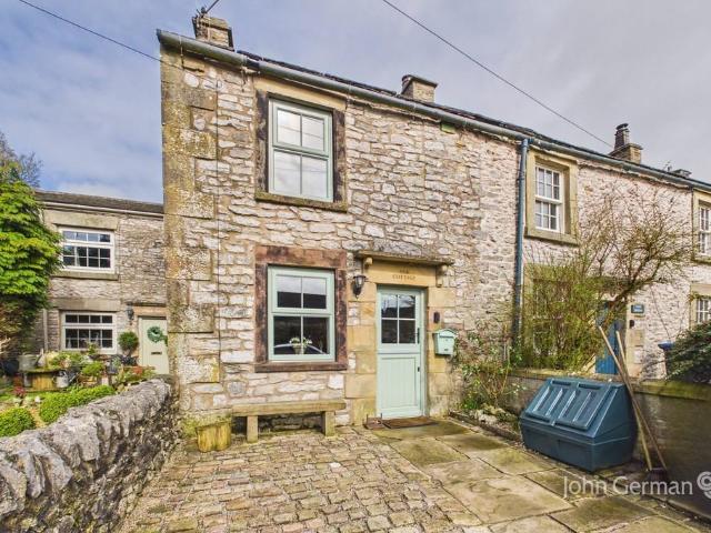 1 bedroom cottage for sale
