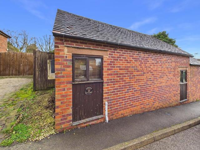 1 bedroom cottage for sale